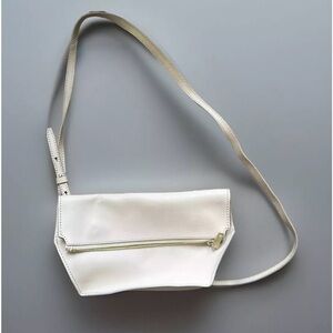 J.CREW Leather Crossbody Bag Purse. Buff Neutral. Excellent Condition.